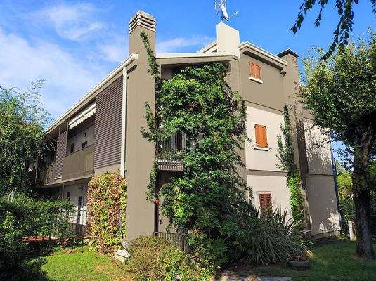 c2e27793-9173-4987-970a-9e0722804ae8