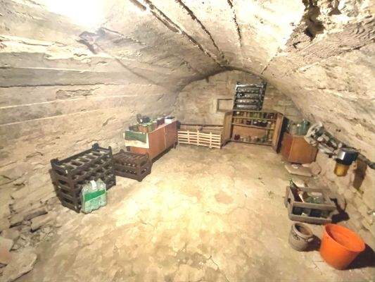 Uriger Gewölbekeller