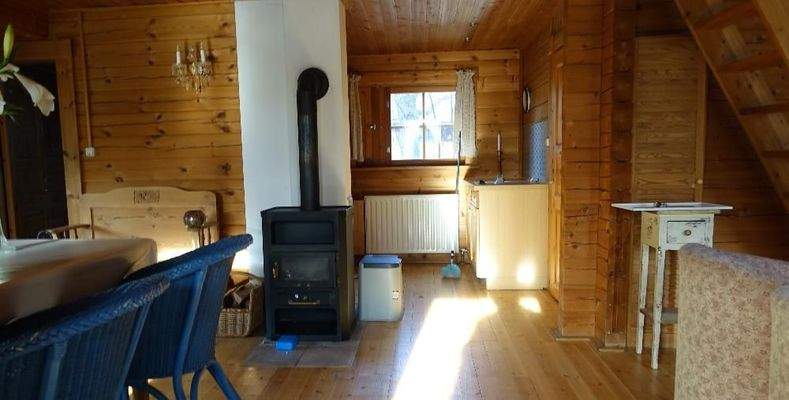 Wohnzimmer/Küche/Kamin