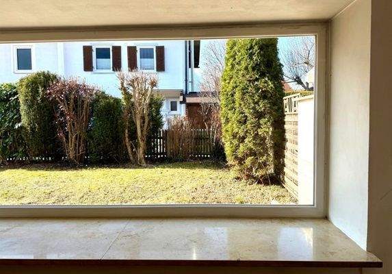 Ausblick in den Garten 