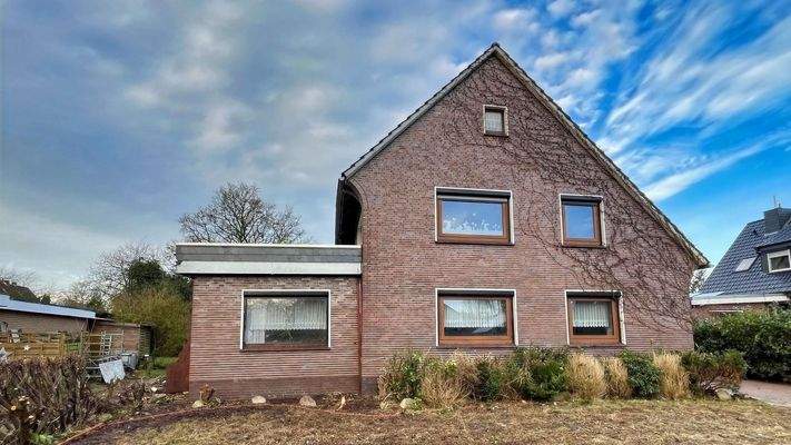 Hinter der Klinkerfassade verbirgt sich ganz viel Fläche