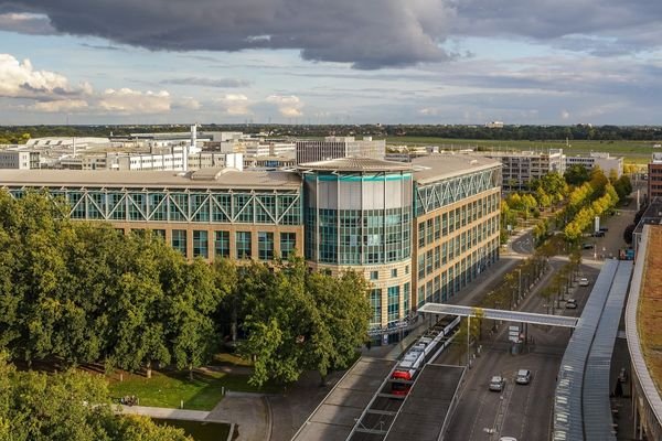 Außenansicht Hotel/Airport Center