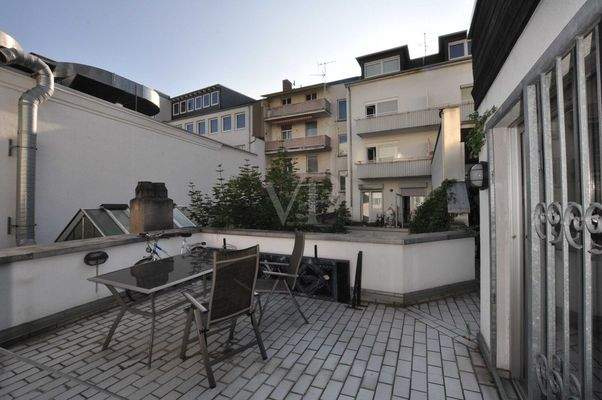 Terrasse der Wohnung im ersten OG (2)