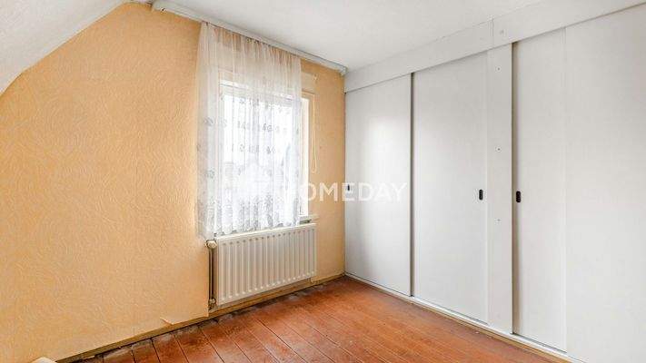 1. OG Elternschlafzimmer 1