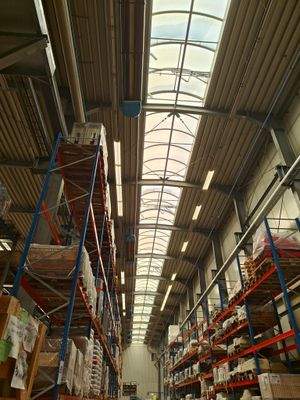 Durchgehende Lichtkuppel