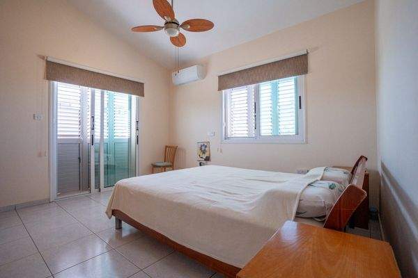 706632-semi-detached-villa-for-sale-in-kato-paphos