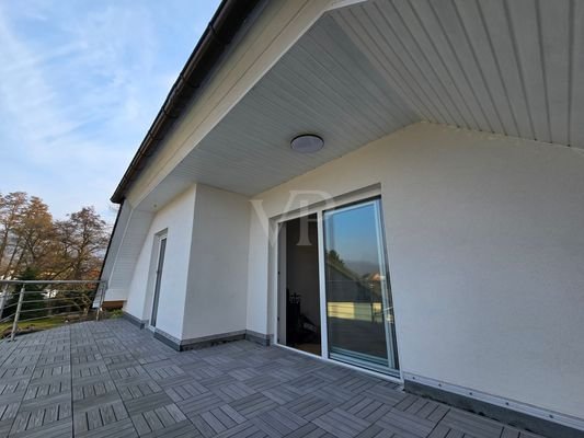 DG Balkon mit Austritt