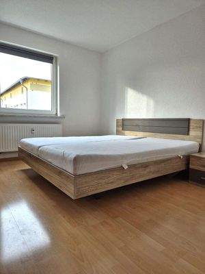 Schlafzimmer Bild 1