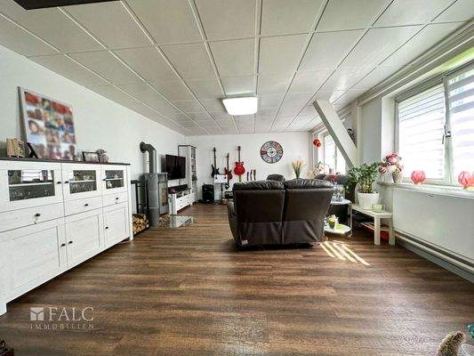 *Wohnzimmer
