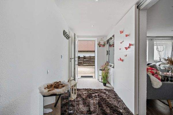 UG Vermietete Einliegerwohnung