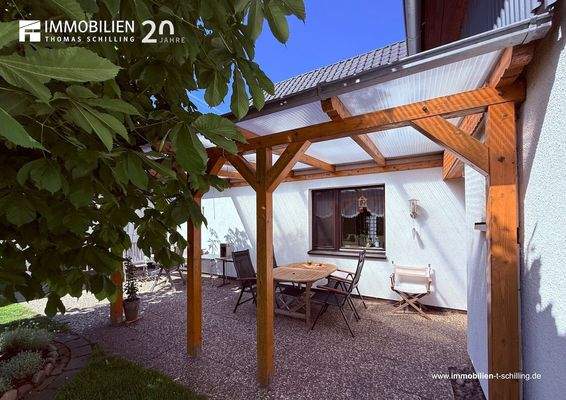  ZFH2552 •  Überdachte Terrasse Haus