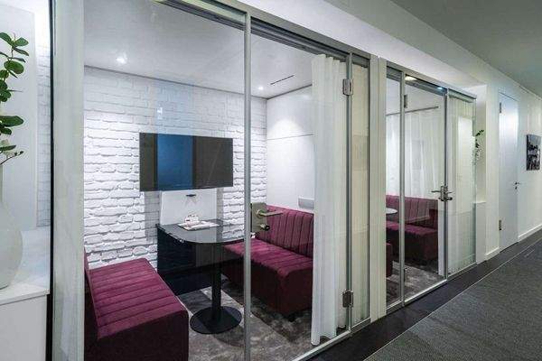 satellite-office-neuer-wall-10