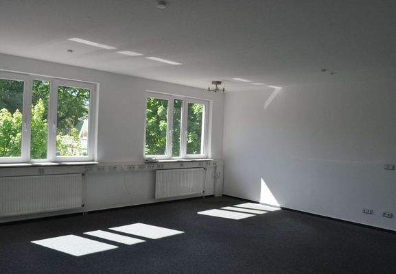 lichtdurchflutete Büroräume