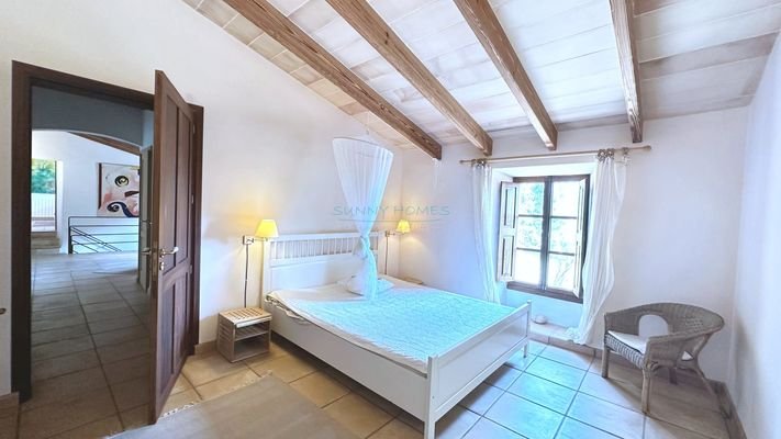 Großartiges  historisches Herrenhaus mit exotischem Garten und Pool nahe Santanyí