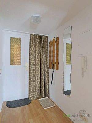 kleiner Wohnungsflur