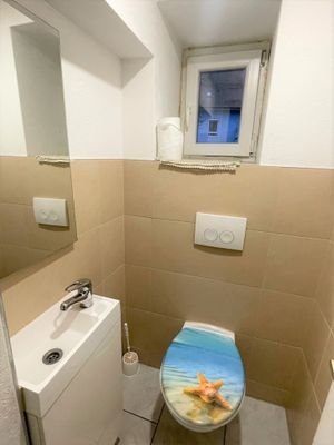WC EG 