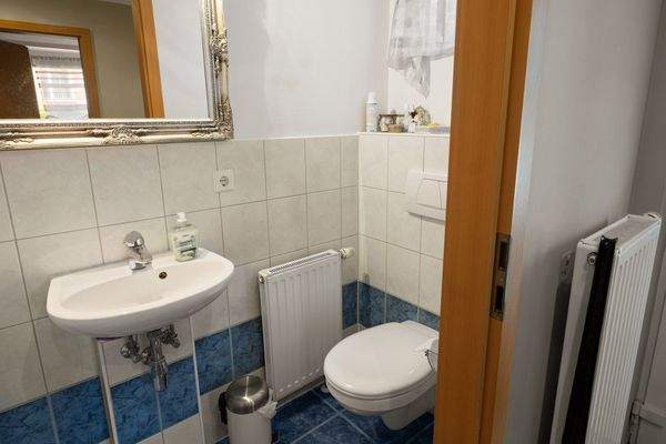 Gäste-WC Erdgeschoss