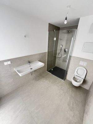 Badezimmer 2
