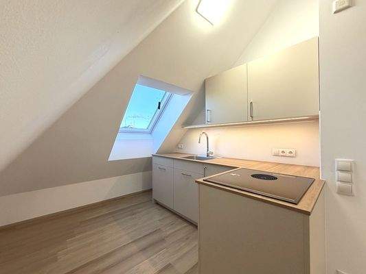 Küche mit Dachfenster