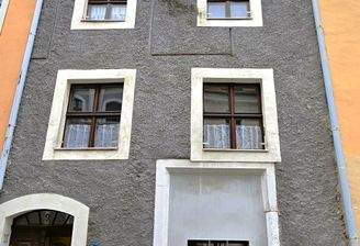 straßenseitige Fassade