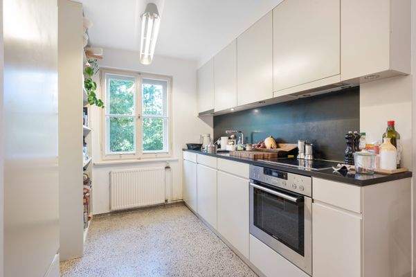 Küche mit Terrazzoboden