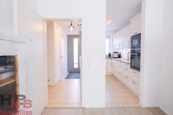 Eingangs-/Küchenbereich