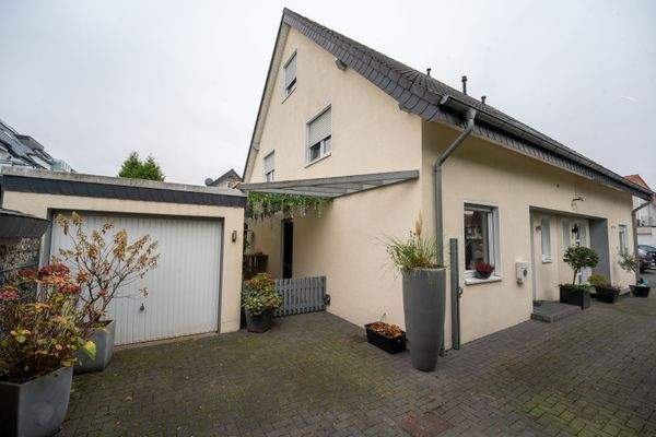 Hausansicht seitlich