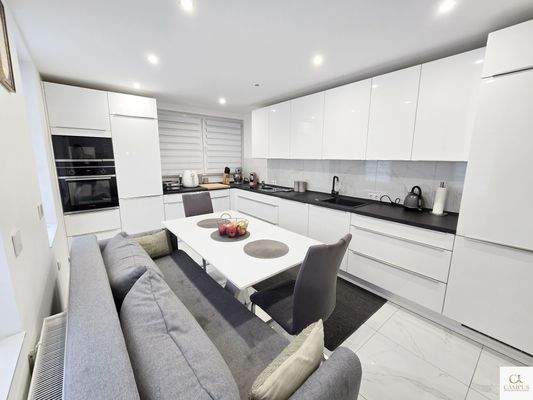 Haus 1 Küche inkl. EBK