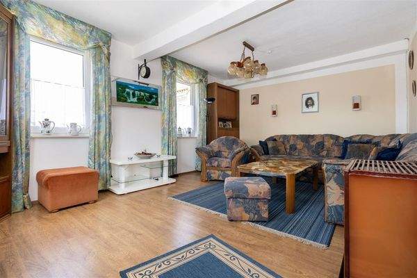 großes Zimmer Obergeschoss