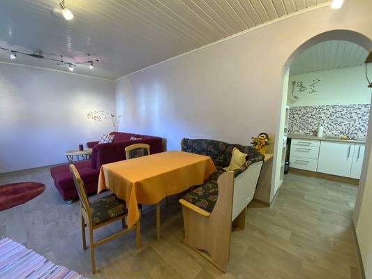 Einliegerwohnung Blick zur Küche