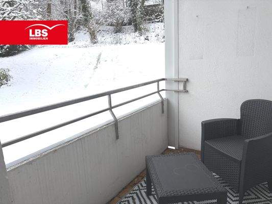 BALKON IM WINTER