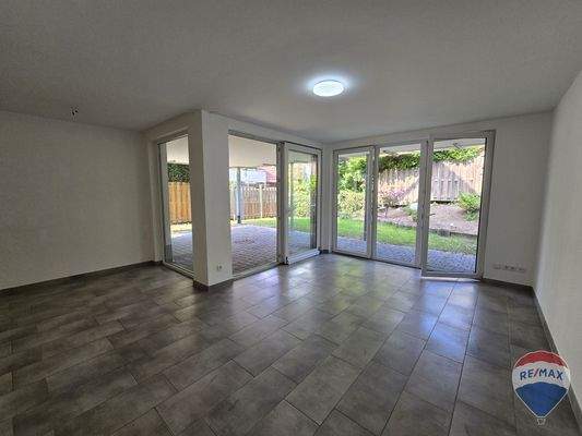 Wohn-/Esszimmer Einliegerwohnung