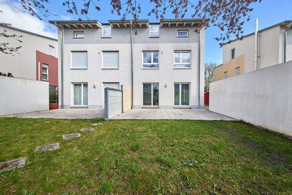 Garden view of house