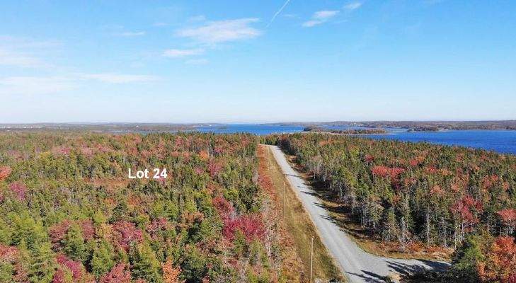 Cape Breton - 37-Hektar-Areal mit Atlantik-Zugang 
