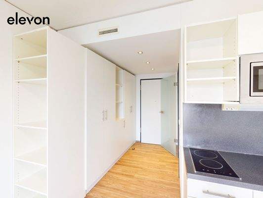 Flur mit Einbauschrank