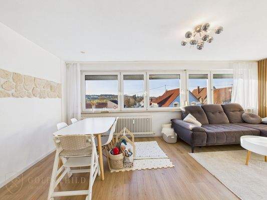 Großzügige Fensterflächen