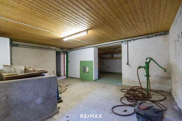 Wohnhaus Mönchhof Keller