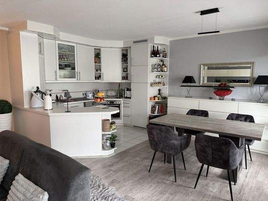 Offene Küche + Essen