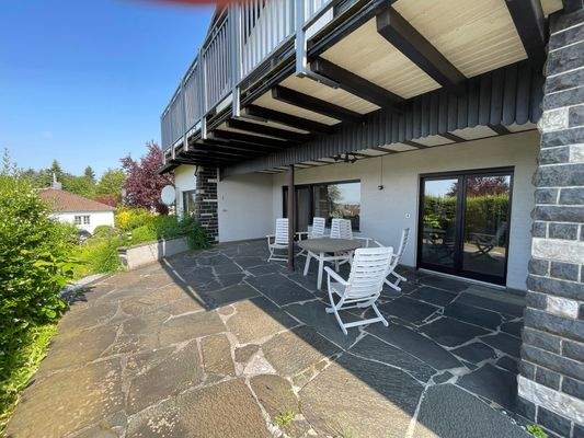 Haus-Buseck-Terrasse (1).JPG