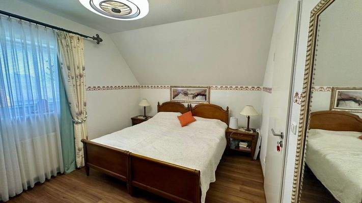 Haus li OG Schlafen 2.JPEG