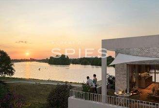 Balkon mit Wasserzeichen