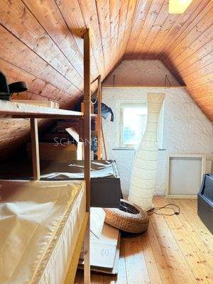  Dachboden