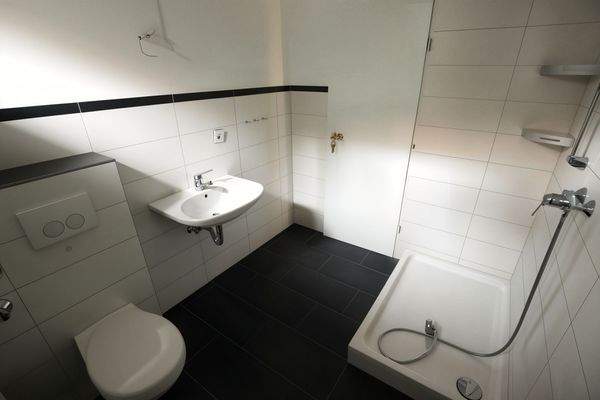 Einliegerwohnung Badezimmer