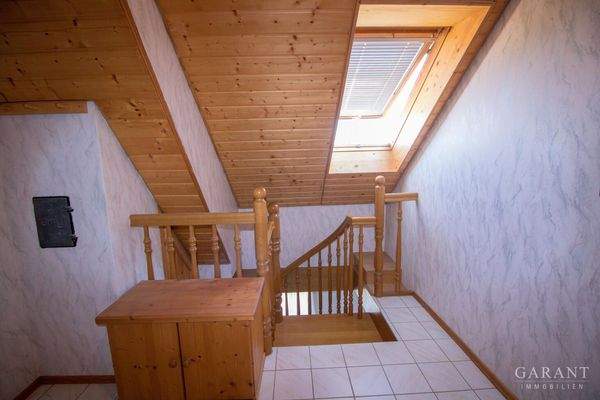 Spitzboden-Flur