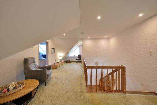 Diele & Galeriebereich OG