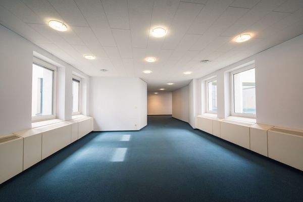 Büro/ Räumlichkeiten
