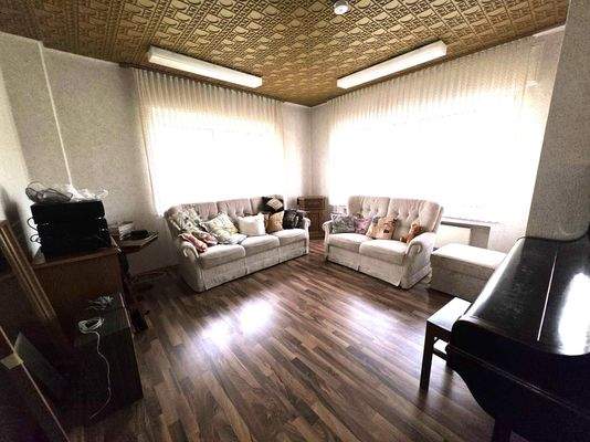 EG Zimmer 2 Bild 3.jpg