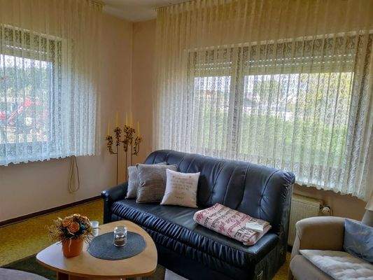 EZ Wohnung OG rechts