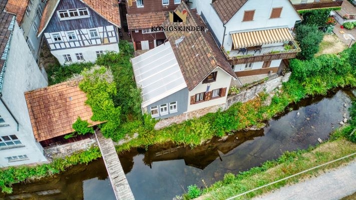 Luftaufnahme Ferienhaus mit Wintergarten