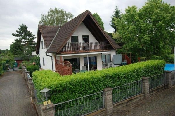 Haus mit Garten u. Terrasse